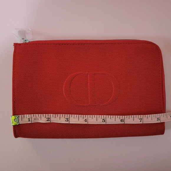 Christian Dior Red Make Up Pouch❤ - Picture 8 of 9